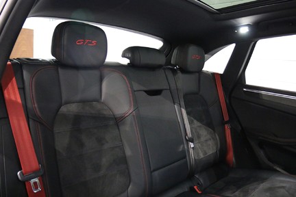 Porsche Macan GTS - Pan Roof, GTS Interior Package and More 20