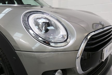 Mini Clubman Cooper with Navigation and Heated Seats 14
