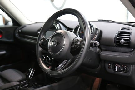 Mini Clubman Cooper with Navigation and Heated Seats 6