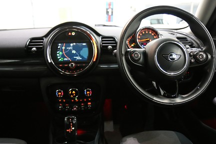 Mini Clubman Cooper with Navigation and Heated Seats 18