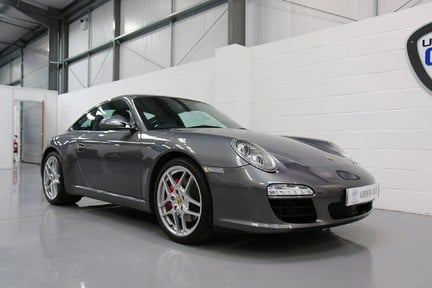 Porsche 911 997.2 Carrera S with Manual Gearbox and Great Specification 12