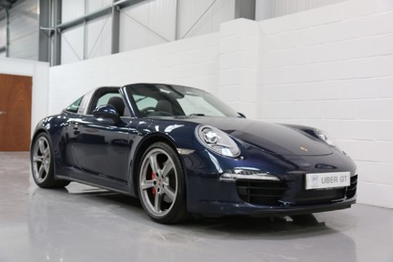 Porsche 911 Targa 4S PDK - Only 2 Owners, Low Mileage 2