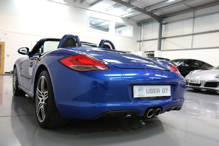 Porsche Boxster 24V S Manual with BOSE, Heated Seats and More 3