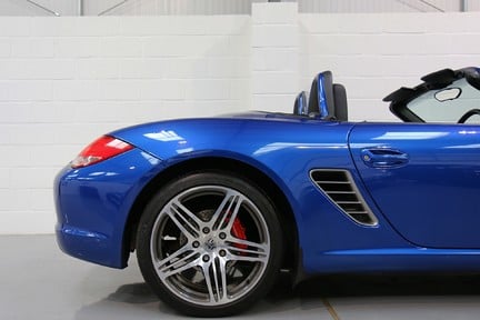 Porsche Boxster 24V S Manual with BOSE, Heated Seats and More 22