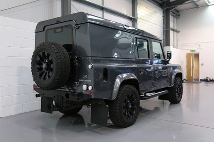 Land Rover Defender 110 TD XS Utility Wagon - Cherished Example 11