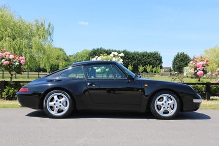 Porsche 911 993 Carrera 4 Coupe - Exquisite Example with Exceptional History 2