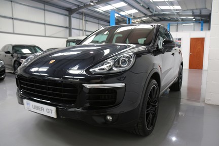 Porsche Cayenne D V8 S Tiprtonic S with 21" Alloys, Pan Roof, Burmester and More 21