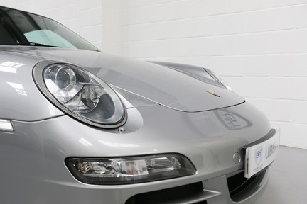 Porsche 911 997 Carrera S in Lovely Condition with a Great History 17