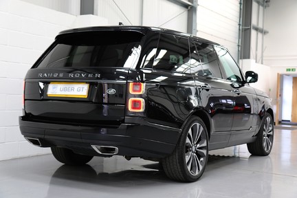 Land Rover Range Rover V8 SV Autobiography Dynamic with an Ultimate Specification 5