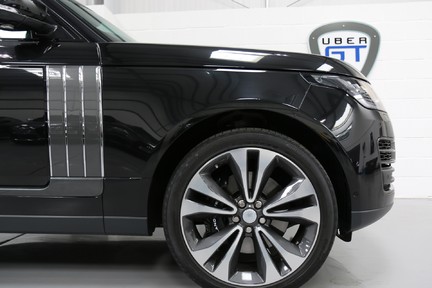 Land Rover Range Rover V8 SV Autobiography Dynamic with an Ultimate Specification 19
