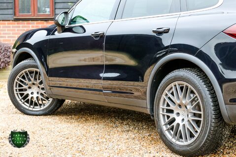 Porsche Cayenne 3.0 TD PLATINUM EDITION V6 TIPTRONIC 25