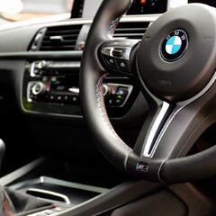 BMW M2 COMPETITION Manual 1
