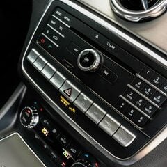 Mercedes-Benz Gla Class GLA 200 D 4MATIC AMG LINE PREMIUM PLUS 2