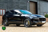 Porsche Cayenne 4.8 V8 TURBO S TIPTRONIC 4WD 25