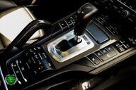 Porsche Cayenne 4.8 V8 TURBO S TIPTRONIC 4WD 56