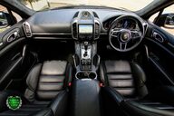 Porsche Cayenne 4.8 V8 TURBO S TIPTRONIC 4WD 47