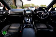 Porsche Cayenne 4.8 V8 TURBO S TIPTRONIC 4WD 69