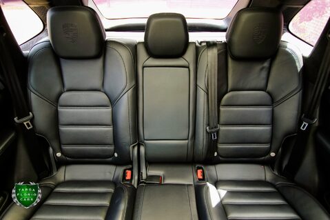 Porsche Cayenne 4.8 V8 TURBO S TIPTRONIC 4WD 10