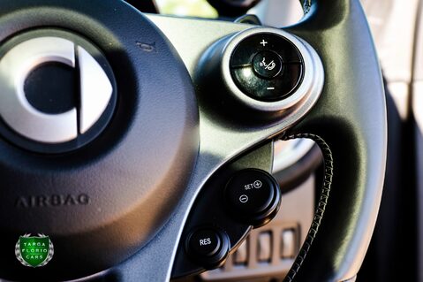 Smart Fortwo Coupe 0.9 BRABUS XCLUSIVE Auto 42