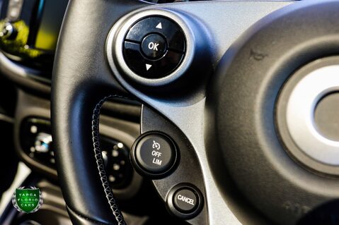 Smart Fortwo Coupe 0.9 BRABUS XCLUSIVE Auto 43