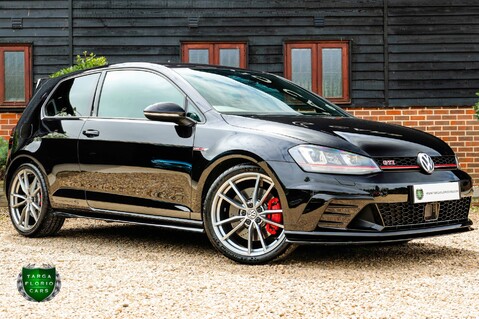 Volkswagen Golf 2.0 GTI CLUBSPORT S 2