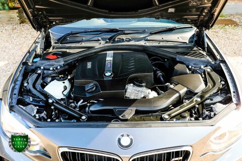 BMW M2 3.0 BiTURBO DCT 54