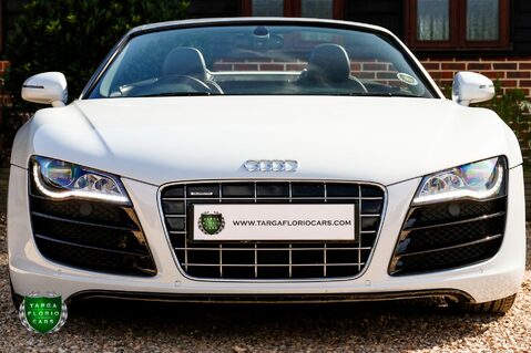 Audi R8 SPYDER 5.2 V10 QUATTRO R TRONIC 57