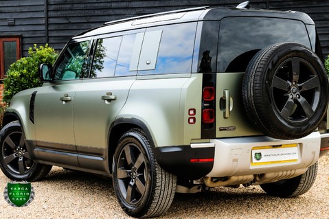 Land Rover Defender FIRST EDITION 2.0 AUTO (FULL SATIN PPF) 80