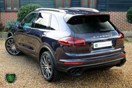 Porsche Cayenne D 4.2 V8 S TIPTRONIC S AUTO 76