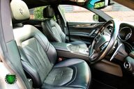 Maserati Quattroporte GTS 3.8 V8 AUTO 9