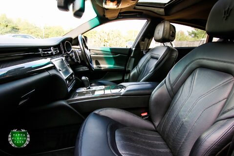 Maserati Quattroporte GTS 3.8 V8 AUTO 28