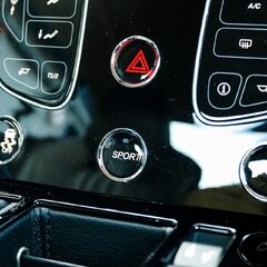 Aston Martin DB9 GT Touchtronic V12 2