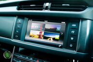 Jaguar XF 3.0 V6 S 28