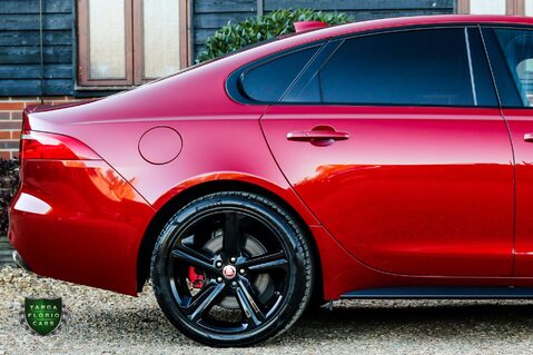 Jaguar XF 3.0 V6 S 4
