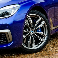 BMW 7 Series M760LI XDRIVE V12 1