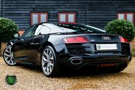 Audi R8 5.2 V10 QUATTRO Manual 46