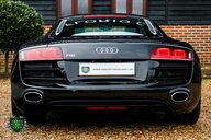 Audi R8 5.2 V10 QUATTRO Manual 49