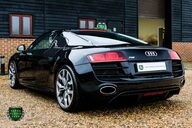 Audi R8 5.2 V10 QUATTRO Manual 53