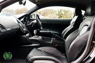 Audi R8 5.2 V10 QUATTRO Manual 5