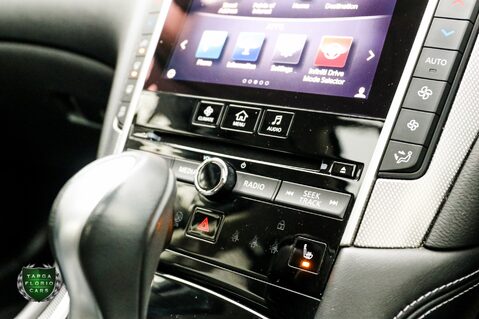 Infiniti Q50 SPORT TECH 3.0 V6 Twin Turbo 24