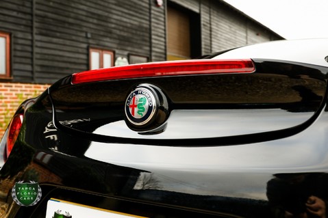 Alfa Romeo 4C 1.75 TBI TCT 60