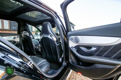 Mercedes-Benz C Class C63S AMG PREMIUM 28