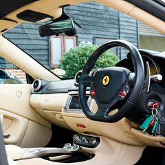 Ferrari California 2 PLUS 2 1