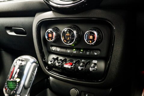 Mini Clubman JOHN COOPER WORKS ALL4 WHITE SILVER SPECIAL EDITION (1 of 300) 22