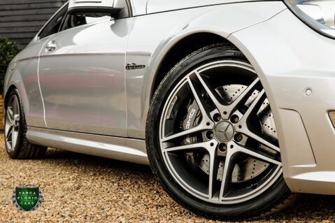 Mercedes-Benz C Class C63 AMG 44