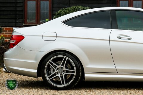 Mercedes-Benz C Class C63 AMG 3