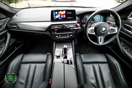 BMW M5 COMPETITION 4.4 V8 9