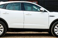 Jaguar E-Pace 2.0 SE AWD 11