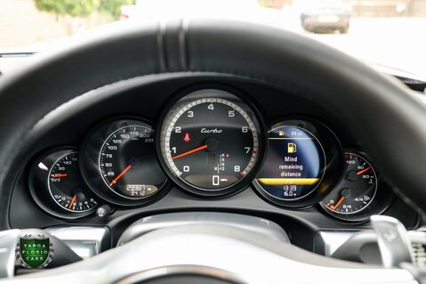 Porsche 911 3.8 TURBO PDK 12