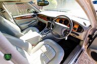 Jaguar XJ SOVEREIGN 3.2 V8 SWB 26